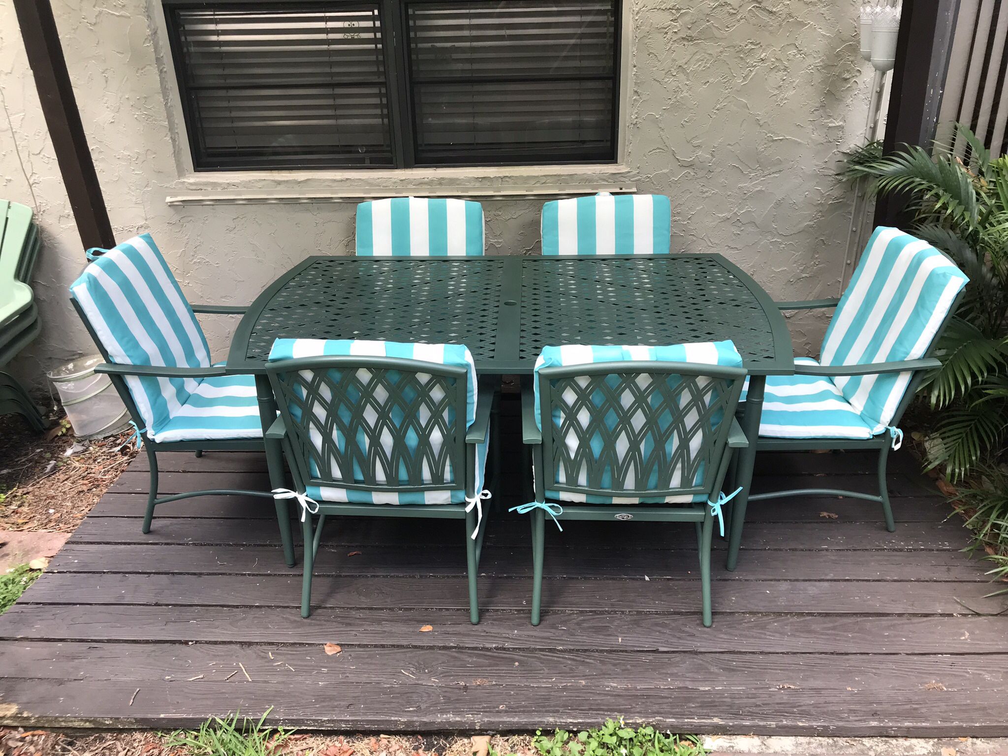 Hampton Bay 6-chair outdoor patio dining set