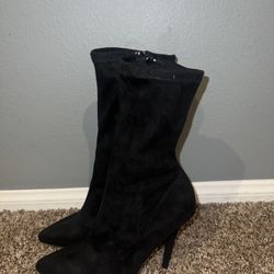 Black Boots