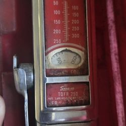 Lot Of 2 Torque Wrenches 