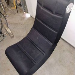 Gaming chair