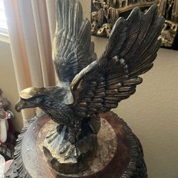 12x7.5. Vintage Metal Statue