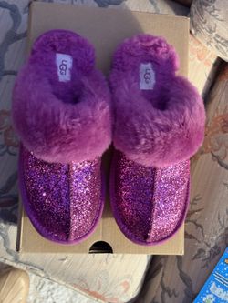 Uggs Slippers Brand new in Box