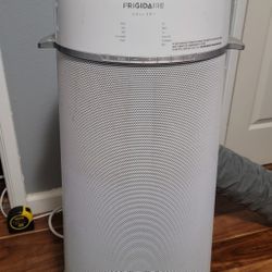 Frigidaire 12,000 BTU Cool Connect Smart Portable Air Conditioner, Rooms upto 550-Sq. Ft
