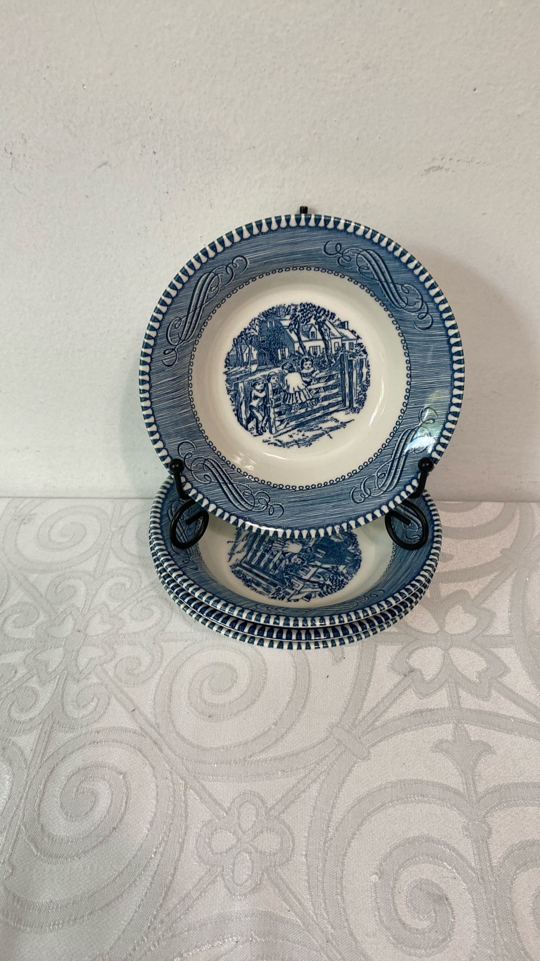 (4) VNTG Currier & Ives Berry/dessert Bowls The Old Farm Gate 5 5/8” EUC