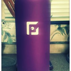 Purple Glacier Point Vacuum Insulated Water Bottle  32oz