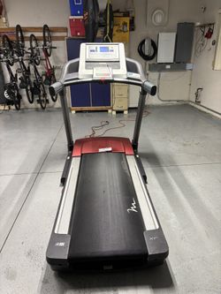 Freemotion Fullstride XTr Intermix Acoustics 3.0 iFit Training Treadmill