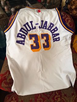 Kareem Abdul jabar 33 jersey vintage