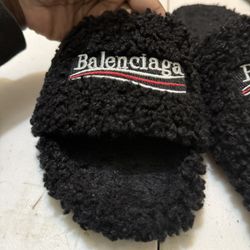balenciaga fur slides