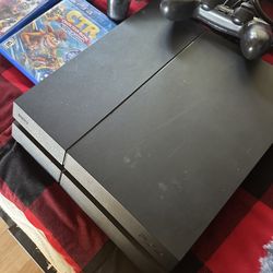Ps4 with games and steering wheel