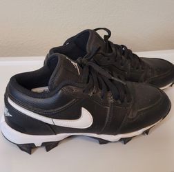 Nike Air Jordan Cleats size 6