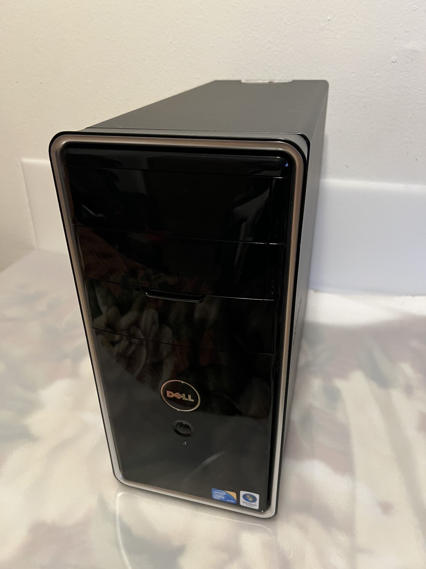 DELL Inspiron 545 Desktop PC