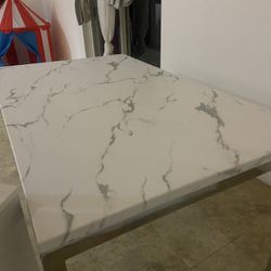 Dining Room Table No Chairs