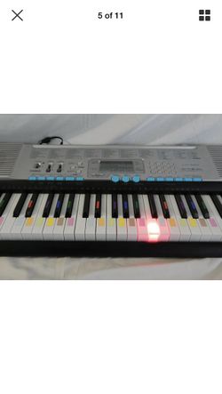 Casio LK-220 Lighted Keys Keyboard