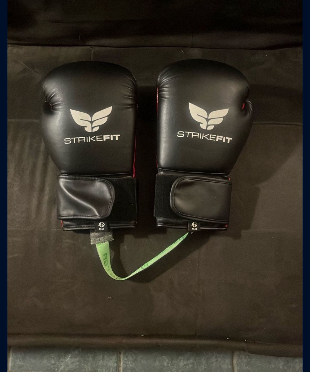 Strike Fit Boxing 16 Oz Gloves 