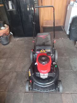 Troy bilt xp lawn mower honda engen GCV 160 21inch