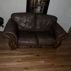 Loveseat 