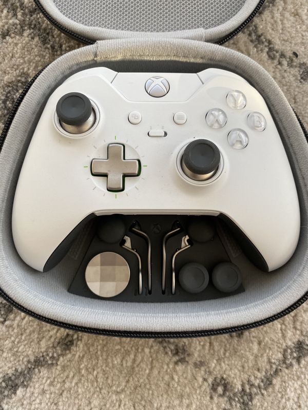 elite controller charging stand