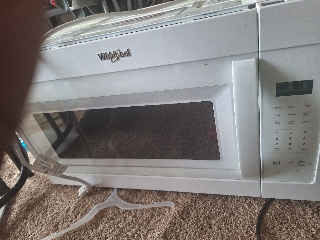 Whirlpool Over Stove Vent Microwave 