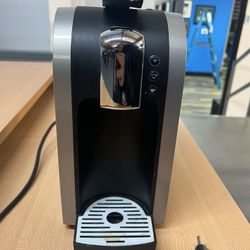 Used Once - Verismo Starbucks K-fee 11 5P40 Coffee Maker & Espresso Pod Machine