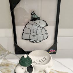 Snoopy Christmas Decor 