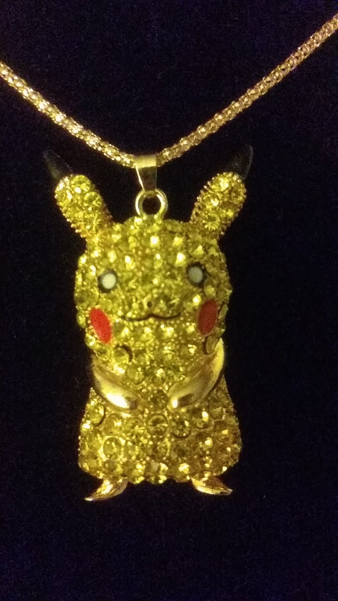 Necklace, pikachu, 20$