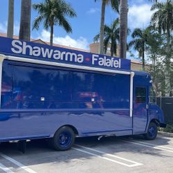 Food Truck Catering Resturant On Wheels For Sale 