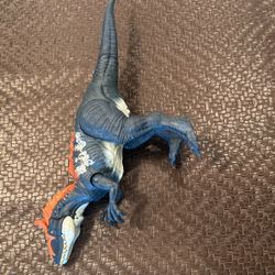 Jurassic World Camp Cretaceous Primal Attack Sound Strike Cryolophosaurus Figure
