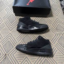 Black cat Jordan 3 sz9.5