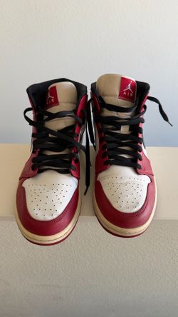 Jordan 1 retro Chicago, size 11.5