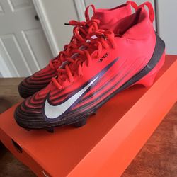 Nike Vapor Pro 1 football cleats