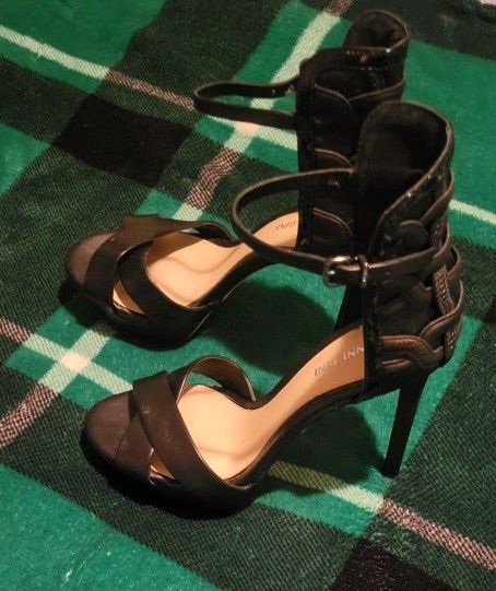 WOMENS GIANNI BINI STILETTO HEELS BLACK SIZE 7