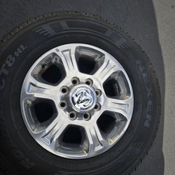 Wheels In Tires 18" 8 Lug Dodge Ram 8x6,5 Utility Truck 8x6,5 