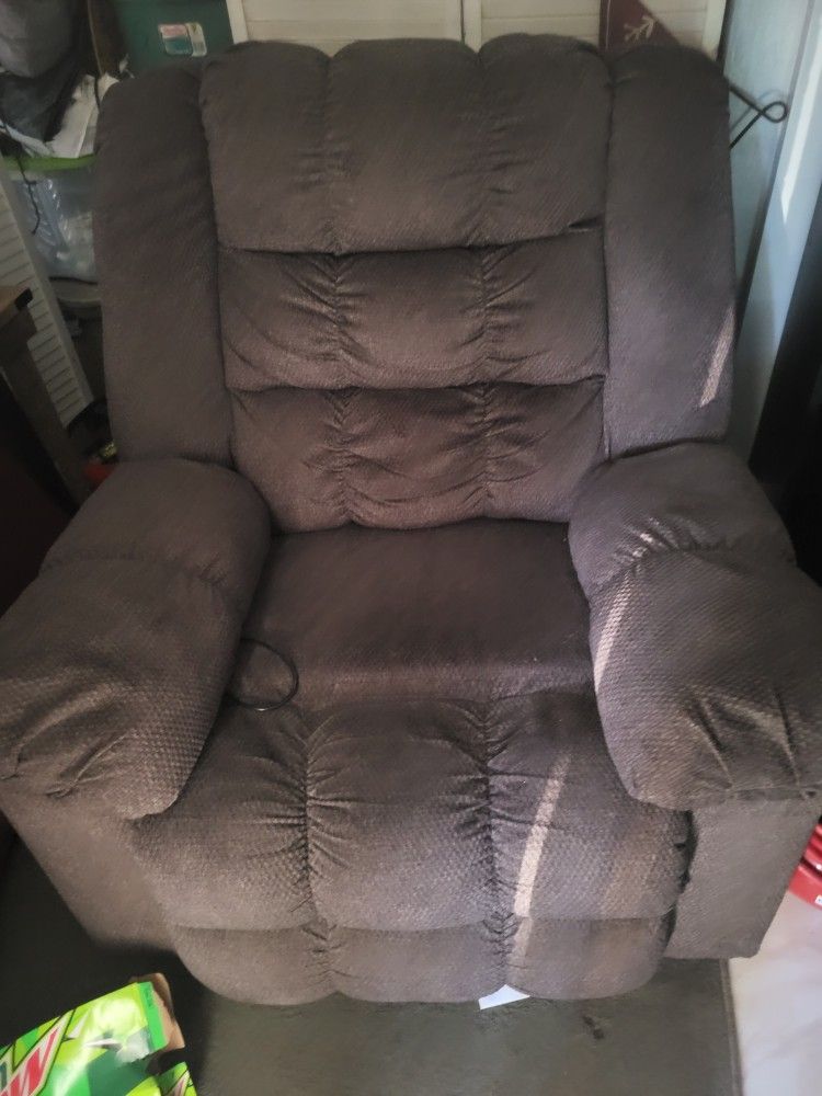 Rocker Reclinerw/heater