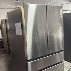 Lg French Door Four Door Refrigerator 