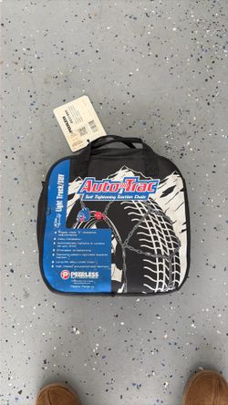 Auto Track Self-Tightening Tire Chains – Never Used – Open Box Condition