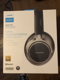 Soundcore noise cancelling headphones