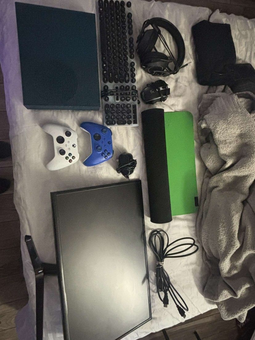 Xbox One S