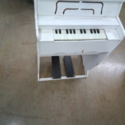 Vintage Child Size Piano Comes With Free Baby Dolls Of Your Choice