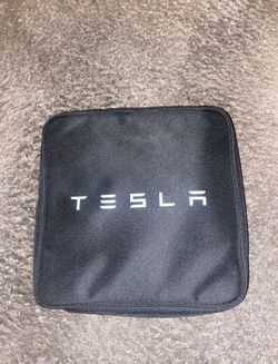 Tesla Charger 