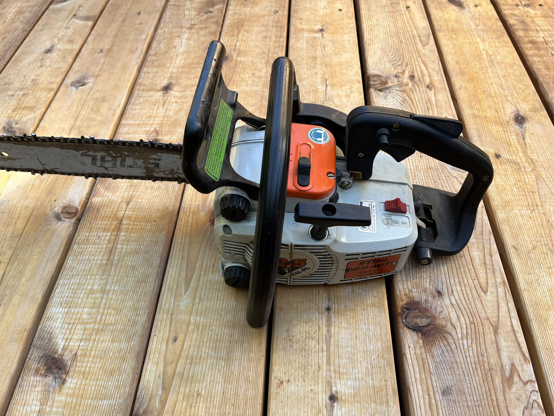 Stihl 011 AVT Chainsaw 16inch Bar & Chain 