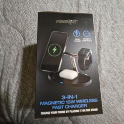 3 in 1 Apple products charger
