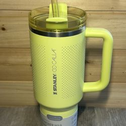 Stanley Calia Collection 40oz Yellow