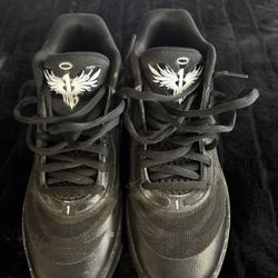 Puma (Melo) Basketball Shoes Youth 7.5”