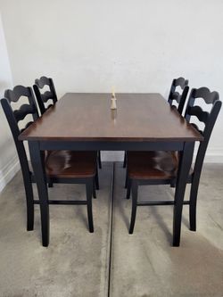 Dining Table Set with 4 Chairs