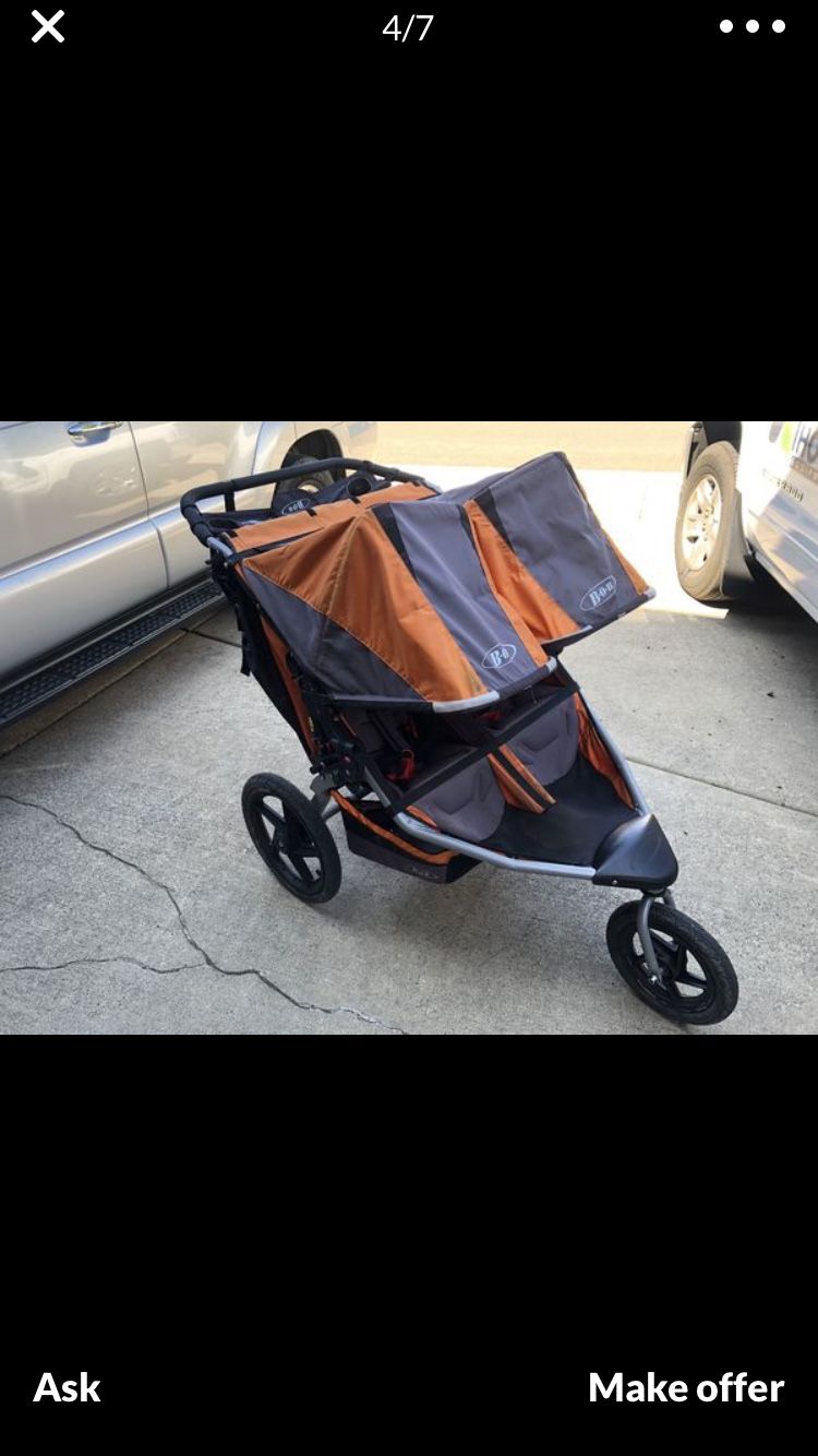 Double Bob Stroller. Great condition. Everything works perfect!