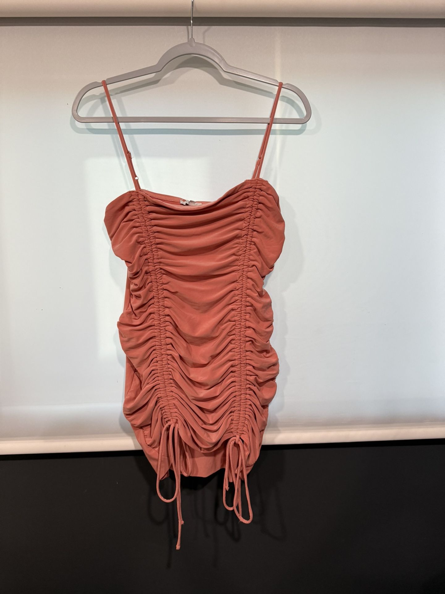 Iris : Short Pink Dress