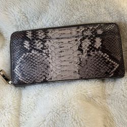 Coach zip around accordion wallet 