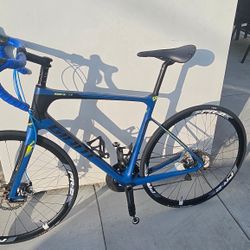 Giant Defy 56”