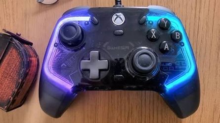 Gamesir Khalid Xbox series X wired pro controller