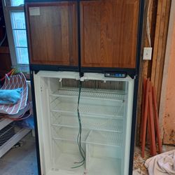 RV Refrigerator Electric And Propane 